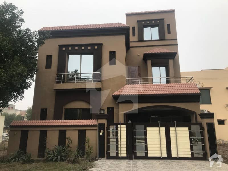 5 Marla Ideal Location House For Sale In Eastern Block Bahria Orchard Lahore