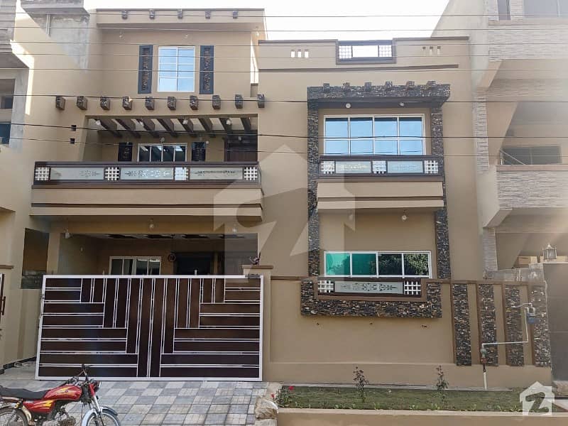 Good 2250  Square Feet House For Sale In Soan Garden