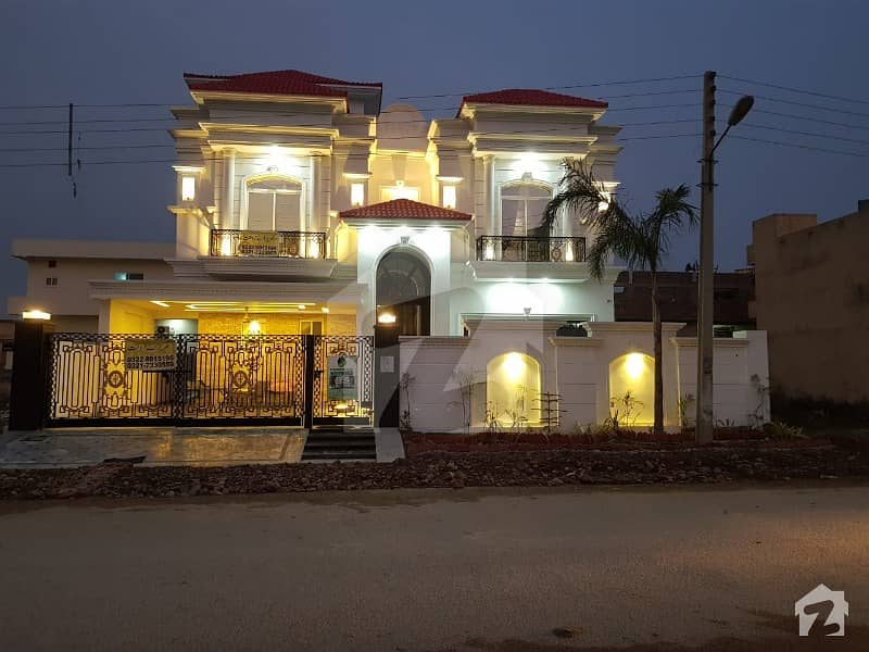 One Kanal Double Unit Designer House For Sale