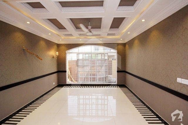 ڈی ایچ اے فیز 5 ڈیفنس (ڈی ایچ اے) لاہور میں 3 کمروں کا 1 کنال بالائی پورشن 80 ہزار میں کرایہ پر دستیاب ہے۔