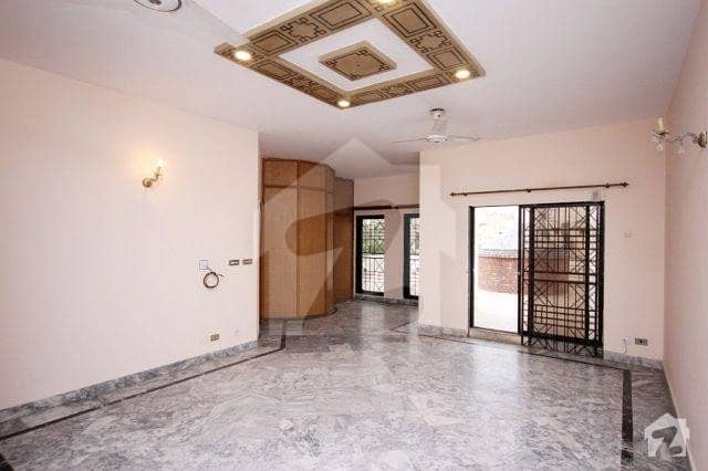 1 Kanal Unfurnished Upper Portion For Rent In Phase 2