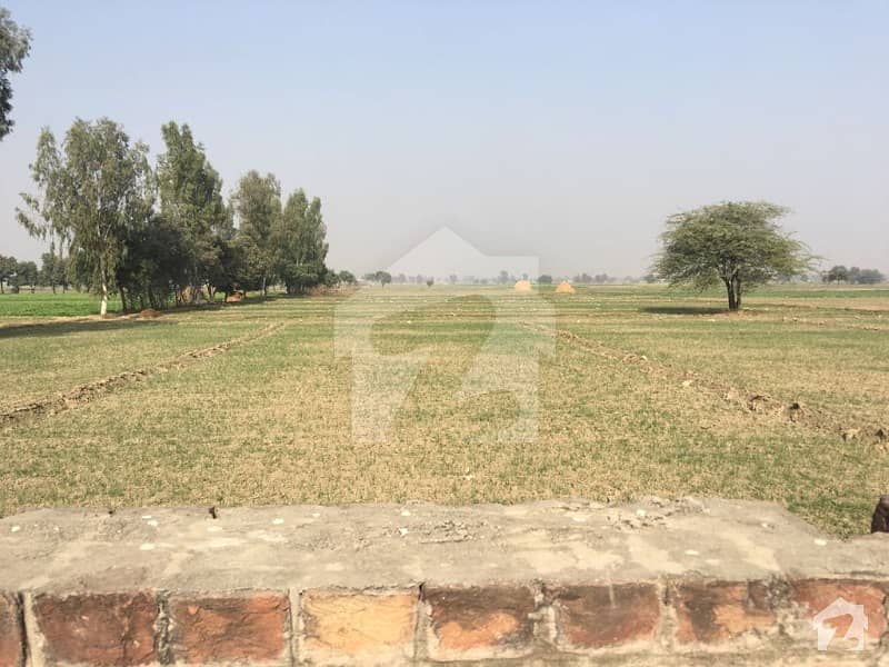 One Kanal Plot Number F- 1594 Full Paid Ideal Investment Goods Your House