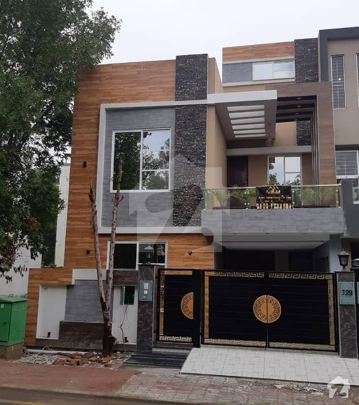 5 Marla Facing Park Brand New House For Sale At Ideal Location In Sector E Bahria Town Lahore