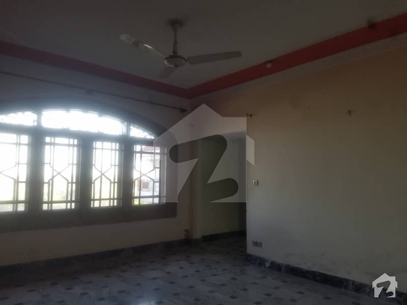 4500  Square Feet Upper Portion In Hayatabad Best Option