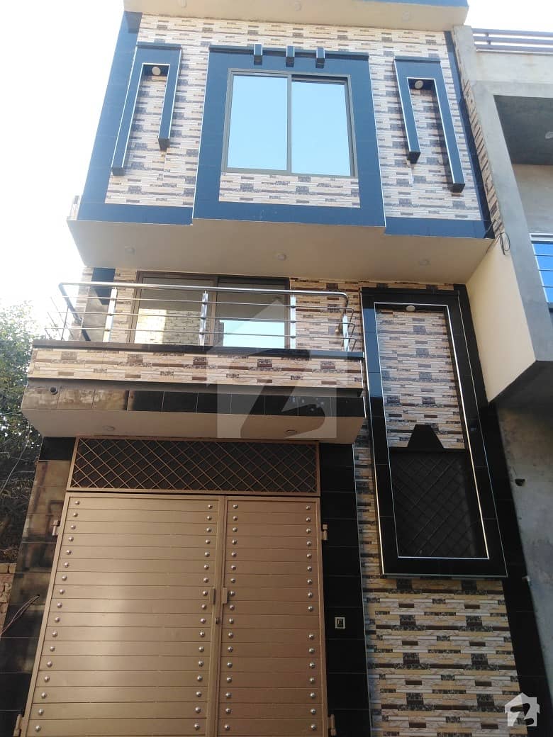 Ideally Located House Of 2.5 Marla Is Available For Sale On Jhang Road