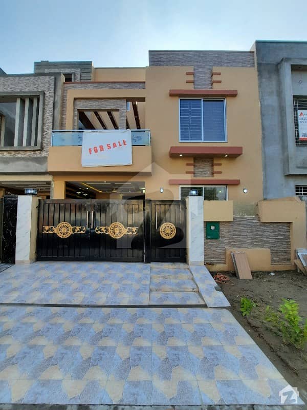 5 Marla Brand New Modern House For Sale In Cc Block Sector D Bahria Town Lahore
