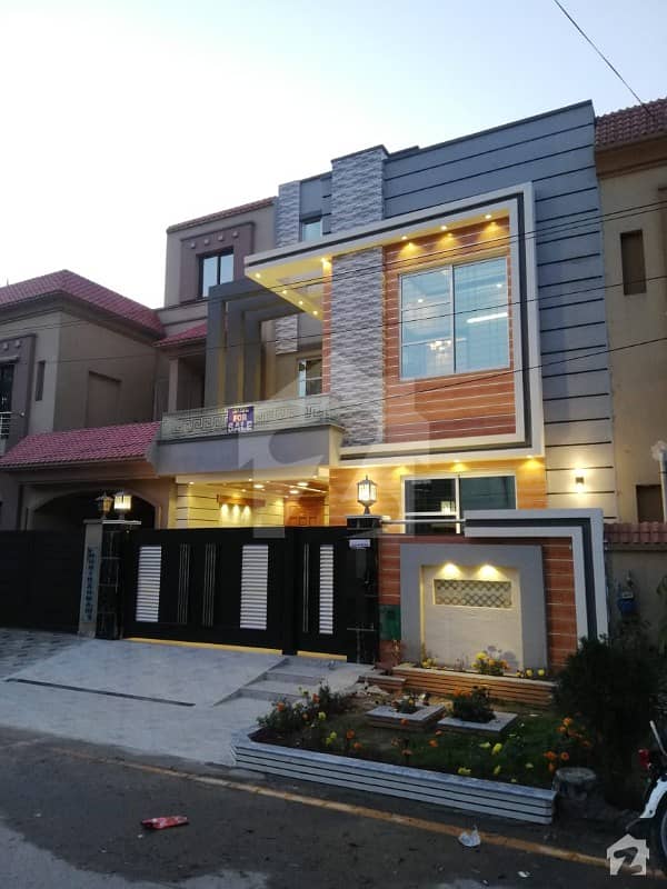 5 Marla Brand New House Is Available For Sale In Bb Block Ideal Location