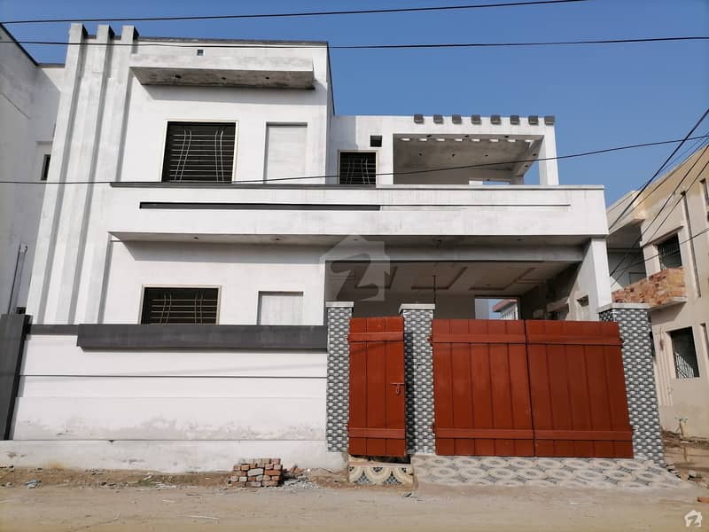 House In New Model Town For Sale