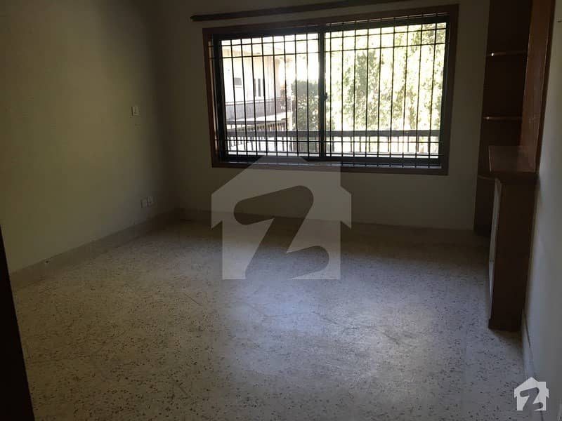 2 Rooms  Is Available On Rent At Prime Location