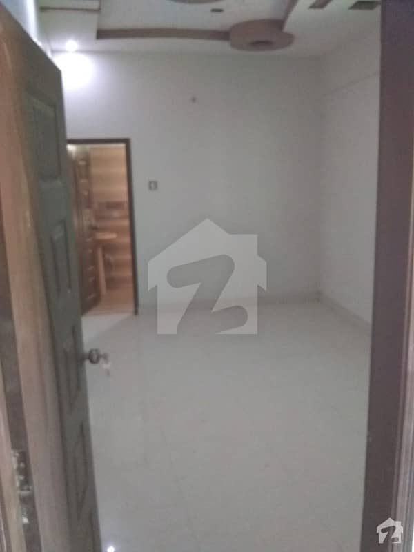 1575  Square Feet Flat Situated In Gulshan-e-iqbal Town For Sale