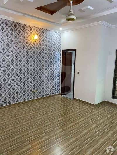 10 Marla House For Rent In Rafi Block Bahria Town Lahore