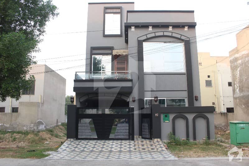 5 Marla House Available For Sale In Jinnah Block