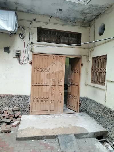 Ideally Located House For Sale In Bakrianwala Gala Available