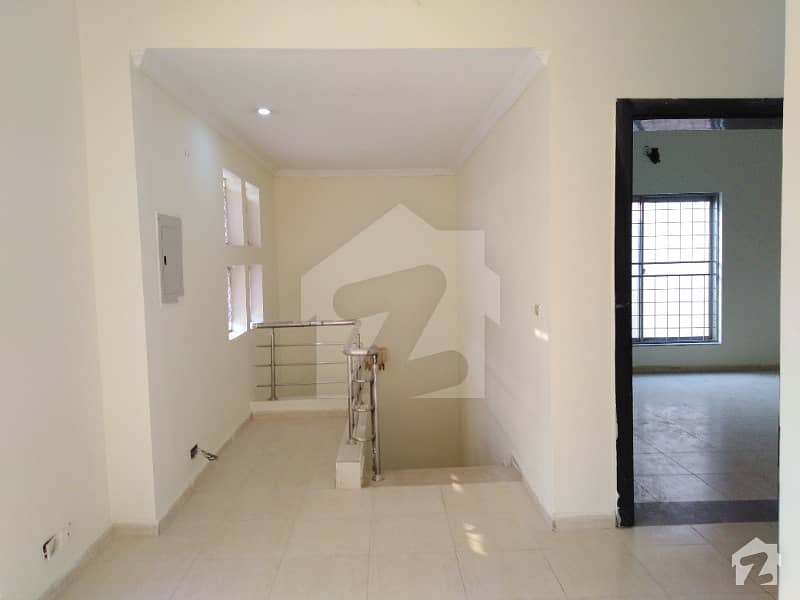 Spacious House Is Available For Rent In Ideal Location Of Bahria Town