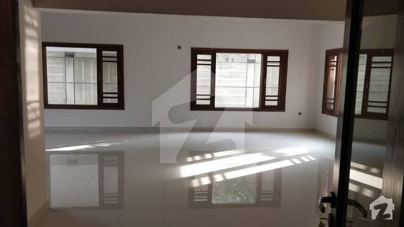 10800  Square Feet House In Defence View Society Is Best Option