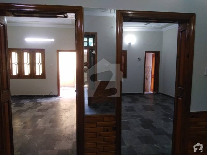 5 Marla House In Central Hayatabad For Sale