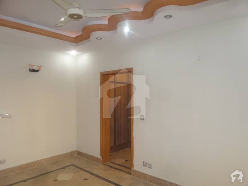 In Bahria Town Rawalpindi 800 Square Feet Flat For Rent