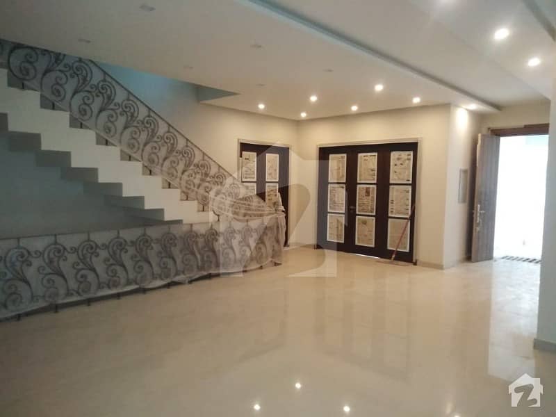 G6 1600 Sq Yard Brand New Luxury House 8 Bedrooms Front Side Big Garden And Huge Parking Is Available For Rent