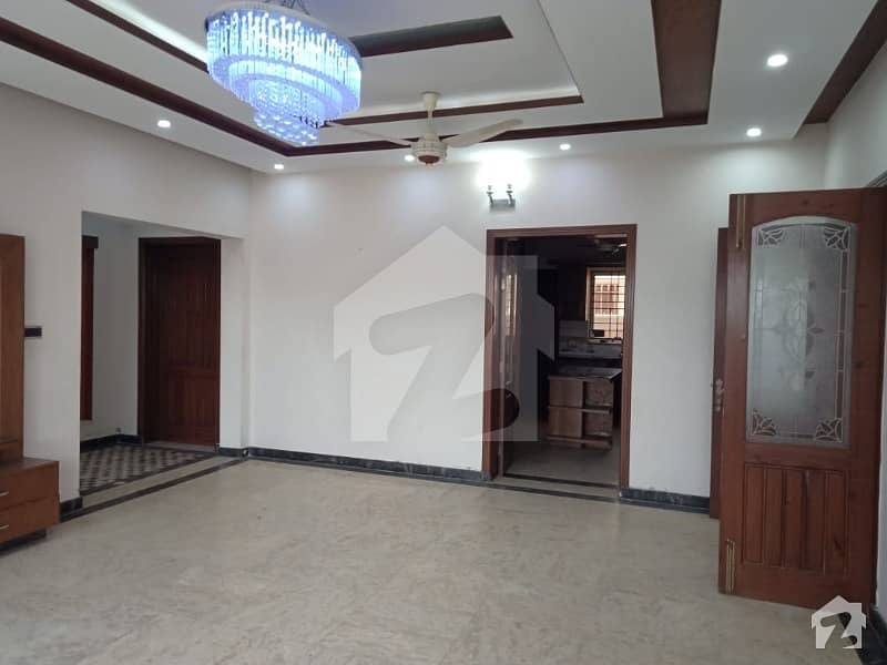 1 Kanal Beautiful House Is for Sale In Eden City