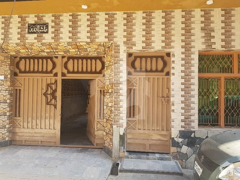 دلازک روڈ پشاور میں 7 کمروں کا 6 مرلہ مکان 1.7 کروڑ میں برائے فروخت۔