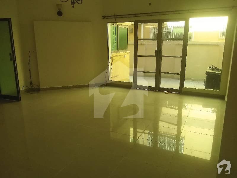 4500  Square Feet House Situated In Cantt For Sale