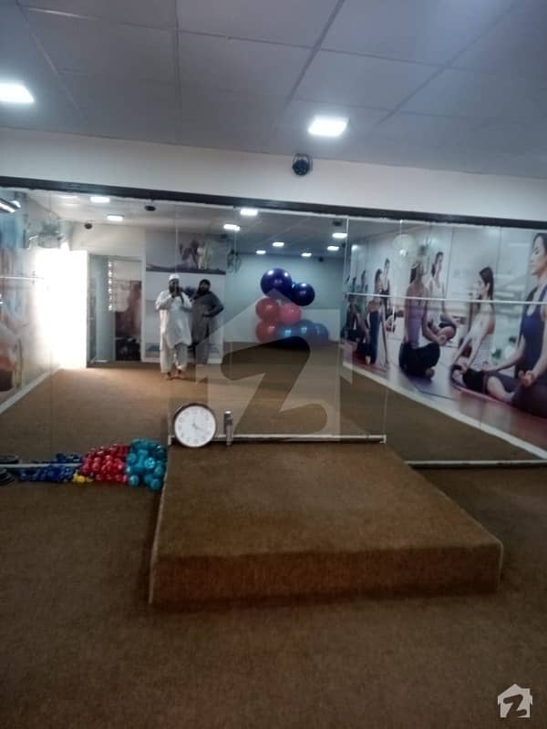 گلشنِ اقبال گلشنِ اقبال ٹاؤن کراچی میں 9 کمروں کا 10 مرلہ مکان 7.25 کروڑ میں برائے فروخت۔