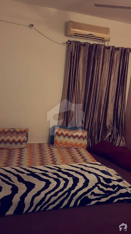 رحمان گارڈنز لاہور میں 1 کمرے کا 4 مرلہ کمرہ 20 ہزار میں کرایہ پر دستیاب ہے۔