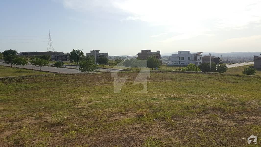 In Bahria Town Rawalpindi 1575  Square Feet Residential Plot For Sale