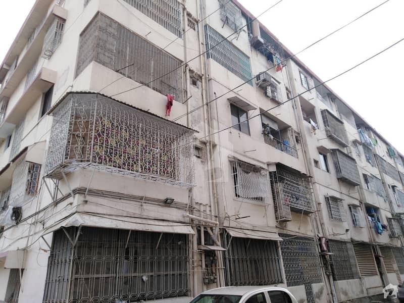 Wajid Square 1st Floor Flat Is Available For Sale
