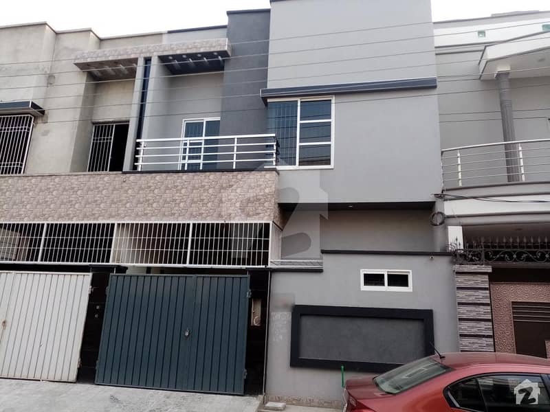 In Jeewan City Housing Scheme House Sized 3.75 Marla For Sale
