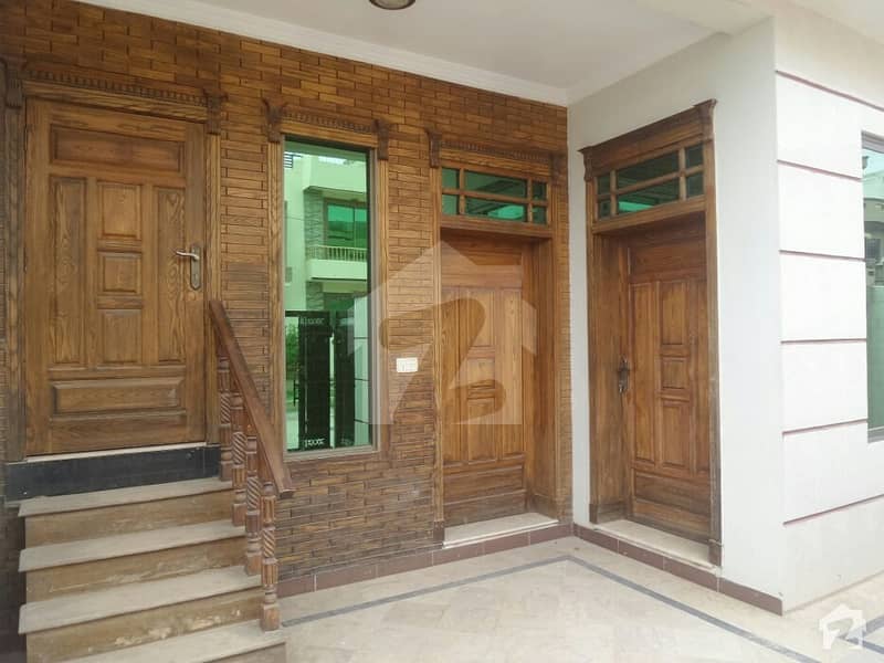 Upper Portion Of 1500 Square Feet For Rent In G-9