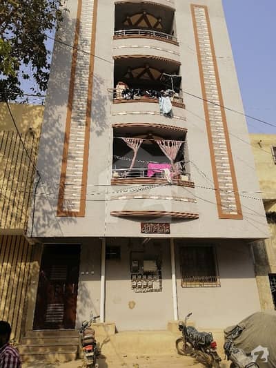 عثمانیہ کالونی لیاقت آباد کراچی میں 3 کمروں کا 3 مرلہ بالائی پورشن 40 لاکھ میں برائے فروخت۔