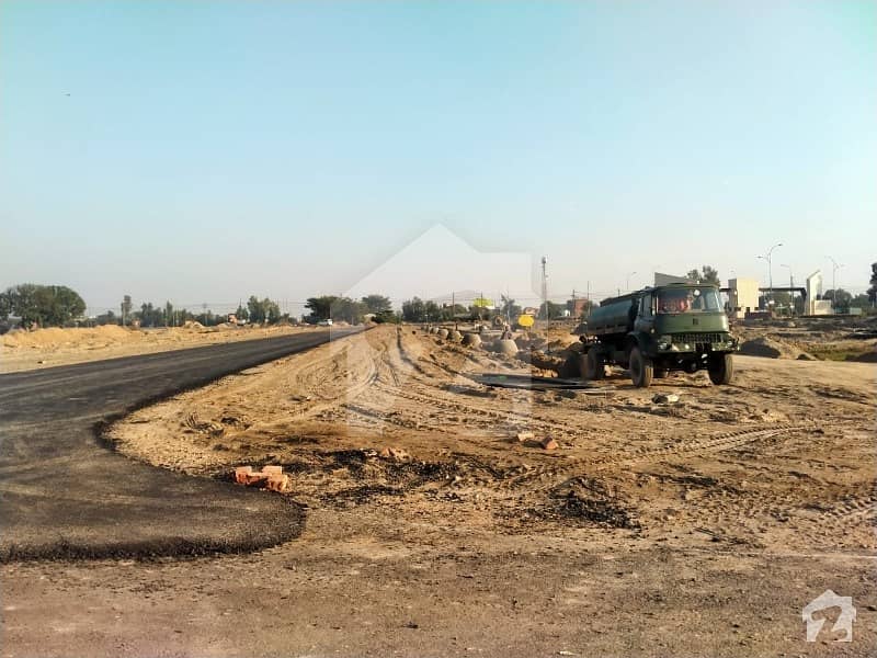 8 MARLA COMMERCIAL PLOT FOR SALE IN ETIHAD TOWN PHASE 2 AT LAHORE