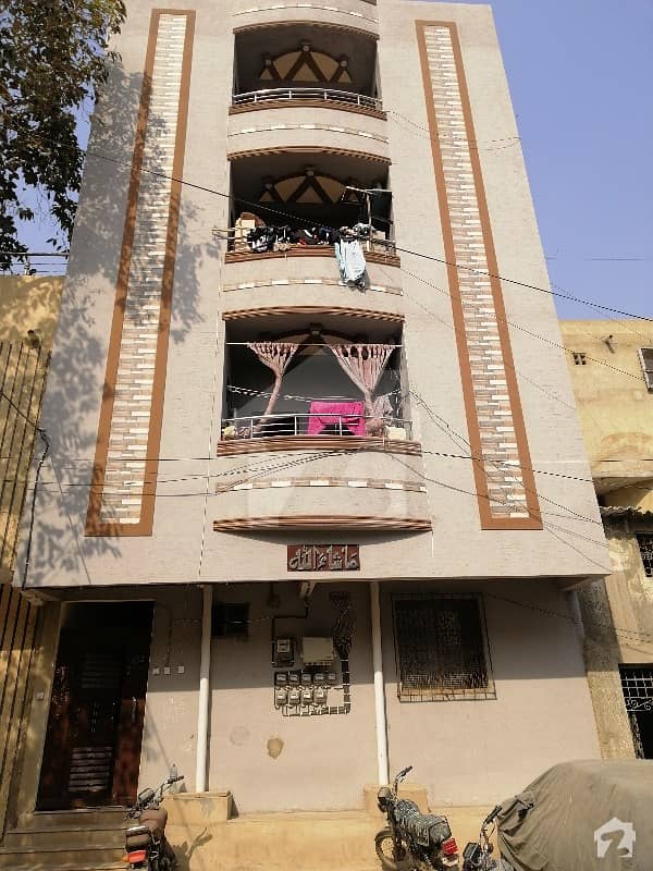 عثمانیہ کالونی لیاقت آباد کراچی میں 3 کمروں کا 3 مرلہ زیریں پورشن 32 لاکھ میں برائے فروخت۔