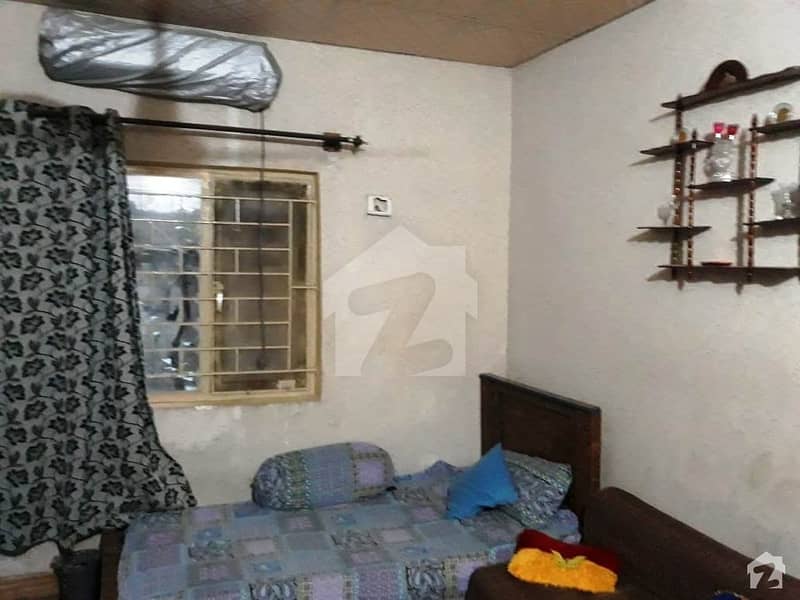 کہکشاں کالونی اڈیالہ روڈ راولپنڈی میں 2 کمروں کا 4 مرلہ مکان 37 لاکھ میں برائے فروخت۔