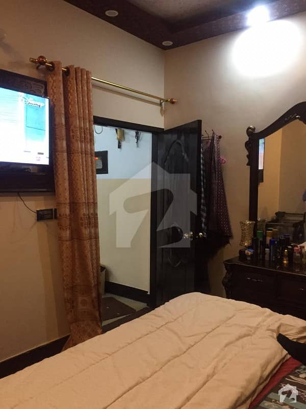 Flat In Gulberg Town For Rent