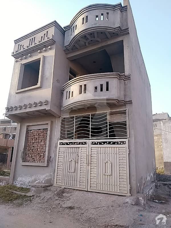 اسلام آباد ایکسپریس وے اسلام آباد میں 4 کمروں کا 3 مرلہ مکان 55 لاکھ میں برائے فروخت۔