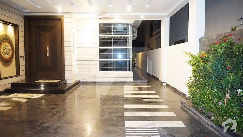 1 Kanal Full House For Rent 1 Kanal Full House For Rent