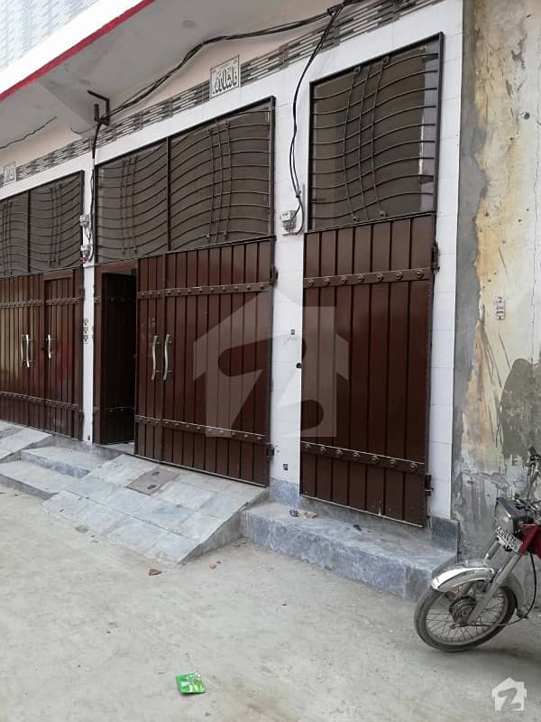 اعوان مارکیٹ فیروزپور روڈ لاہور میں 3 کمروں کا 4 مرلہ مکان 85 لاکھ میں برائے فروخت۔