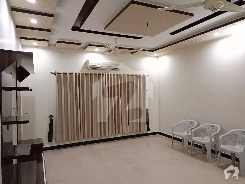 Top Of The Line Prime Location Lower Portion For Rent Gulshan Abad