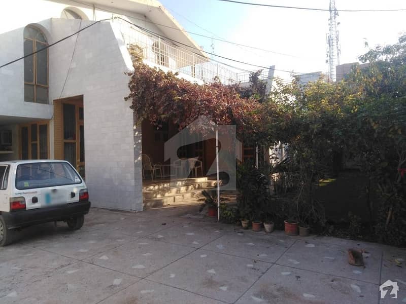 2 Kanal House Is Available For Sale