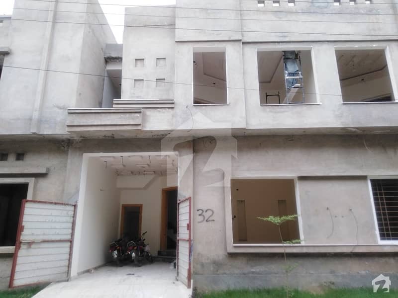 3.5 Marla House In Central Ghalib City For Sale