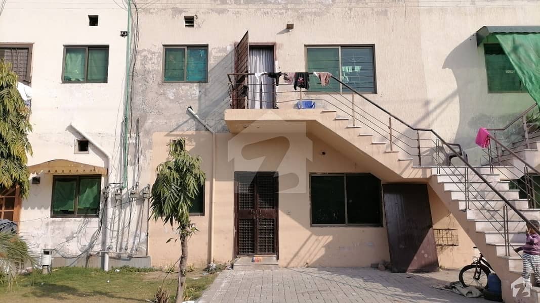 خیابانِ امین ۔ بلاک ای خیابانِ امین لاہور میں 2 کمروں کا 5 مرلہ فلیٹ 40 لاکھ میں برائے فروخت۔