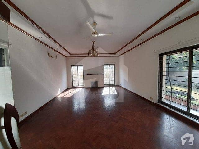 Chohan Offer 1 Kanal House Available For Rent In Main Cantt