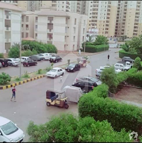 نواز شریف ہاؤسنگ سکیم کراچی میں 3 کمروں کا 6 مرلہ فلیٹ 90 لاکھ میں برائے فروخت۔