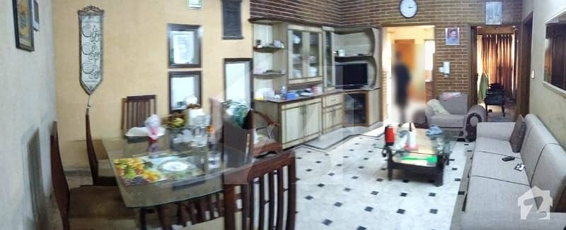 این ایف سی 1 - بلاک ڈی (ایس ای) این ایف سی 1 لاہور میں 4 کمروں کا 7 مرلہ مکان 1.68 کروڑ میں برائے فروخت۔