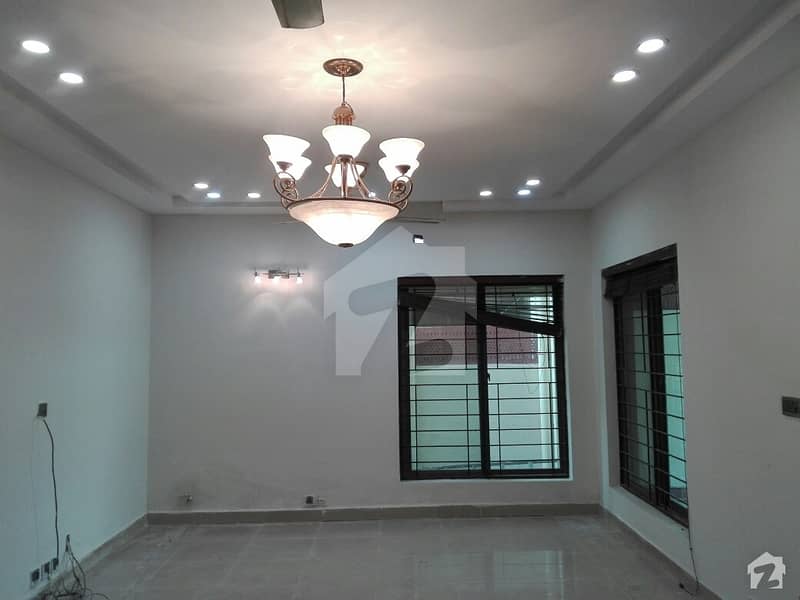 Ideally Located House For Sale In Askari Available