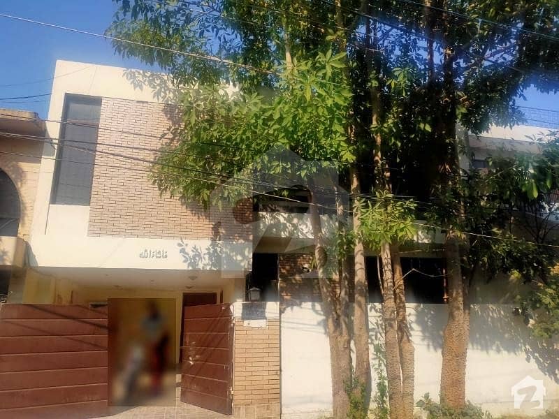 2700  Square Feet House Available For Rent In Faisal Town