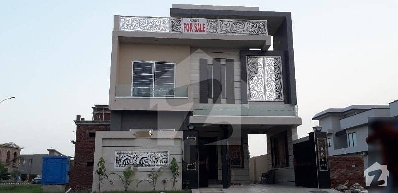 10 Marla Beautiful Brand New House Is Available For Sale in Sector M2A Lake City Lahore