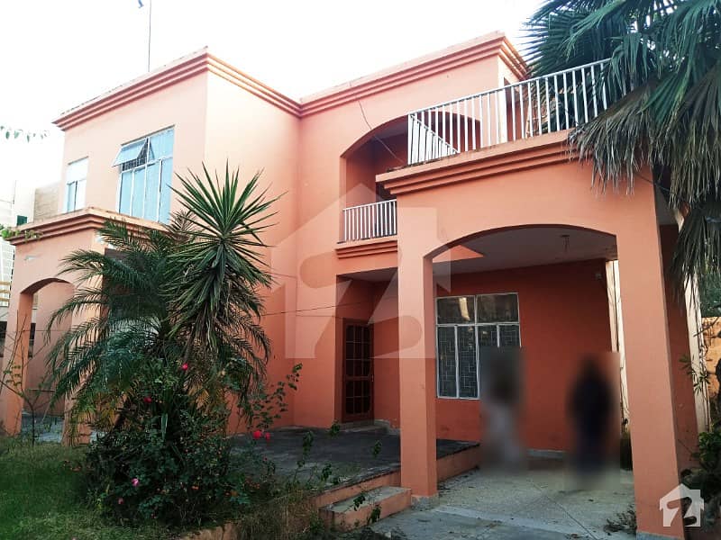 Old House Available For Sale Cantt Cantt, Sialkot ID27757593